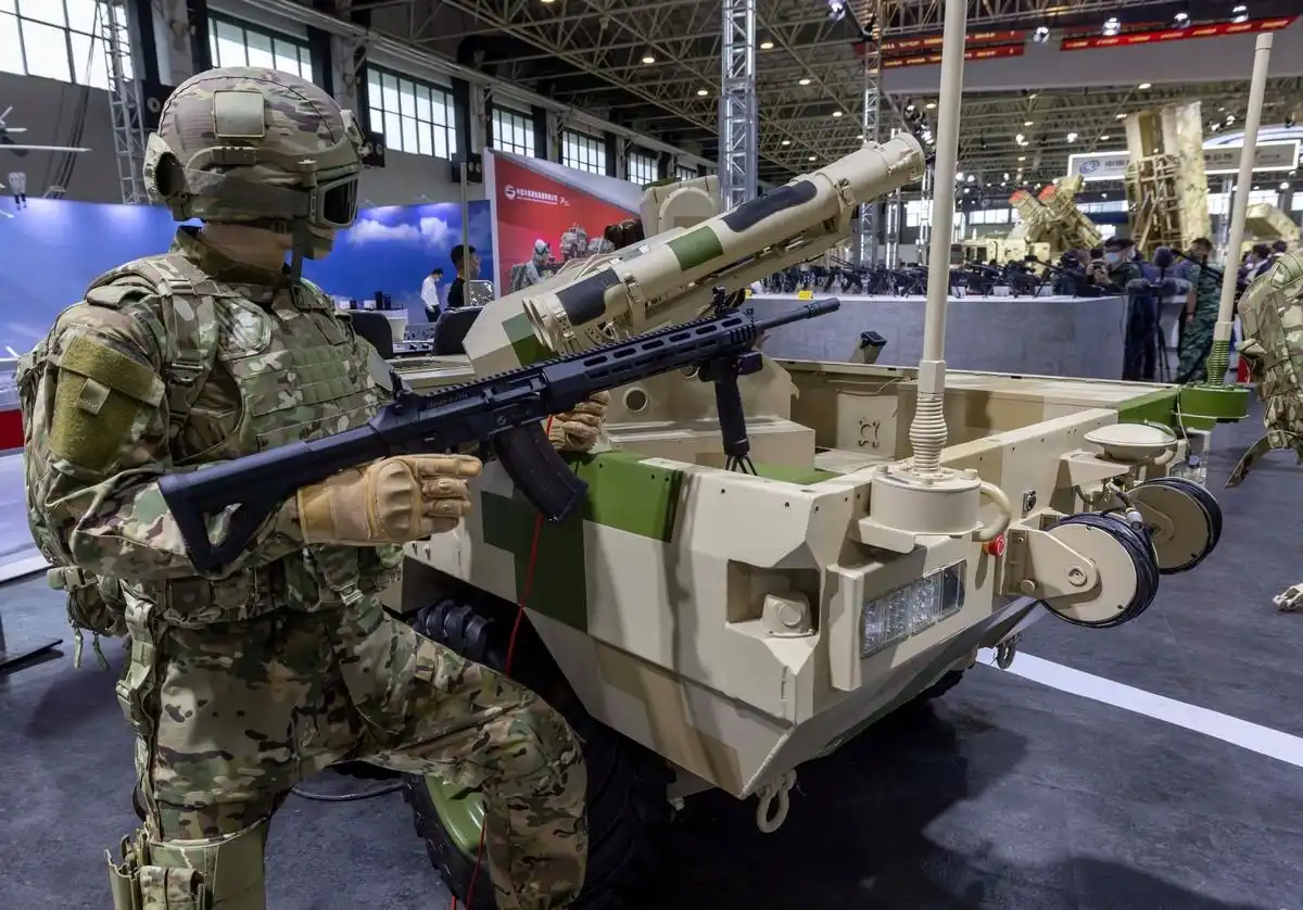 FPGA技术_半导体技术军事应用_军用芯片自主可控