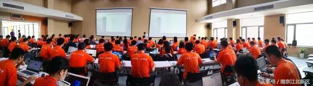 FPGA暑期学校 南京集成电路产业服务中心 东南大学_FPGA技术发展与体系构架 Xilinx工程师授课辅导_FPGA培训