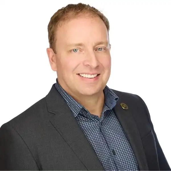 FPGA是什么以及它的应用领域_FPGA在AI时代的角色和重要性_fpga是什么